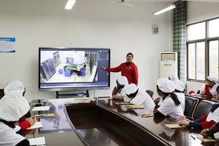 關注食品安全，構(gòu)建和諧校園——繡湖中學教育集團稠江校區(qū)舉行食堂工作會議